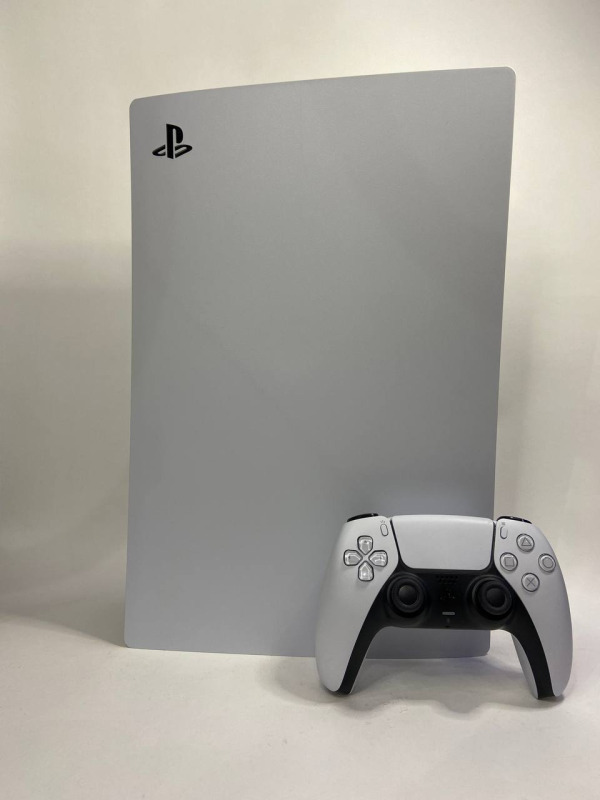Sony Playstation 5 1000ТБ, 1 джойстик (Фото)