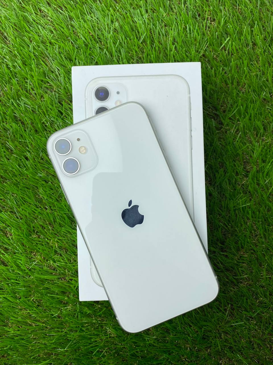 iPhone 11, 128 ГБ, белый, 75% (Фото)