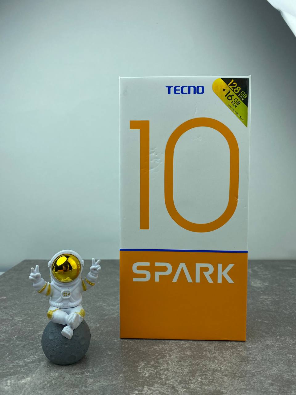 Tecno Spark 10, 128 ГБ, черный, 8 ГБ (Фото)